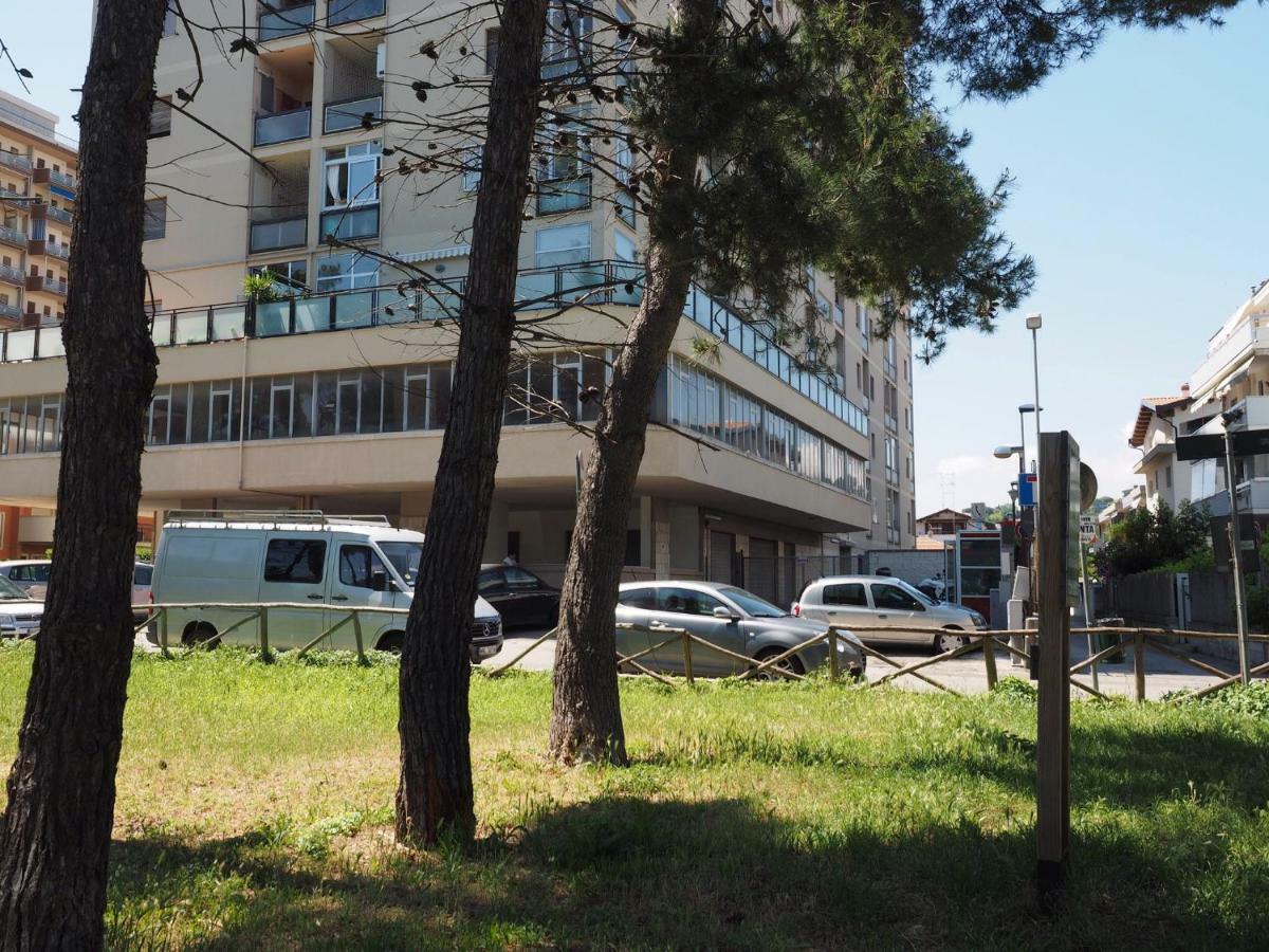 La Casa Sul Mare Lejlighed Montesilvano Marina Eksteriør billede